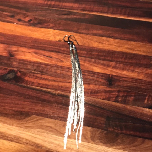 Long earrings - Picture 2 of 2